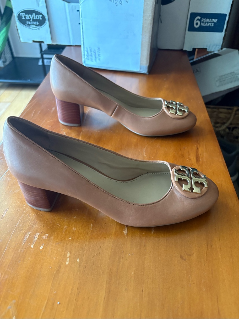 Tory Burch Brown Leather Logo Wedges - Picture 5 of 5